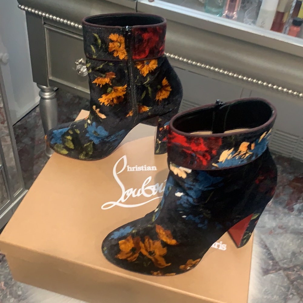 Christian louboutin boots rare find , beautiful